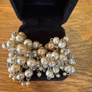 Vintage Chic Pearl Cluster Earrings
